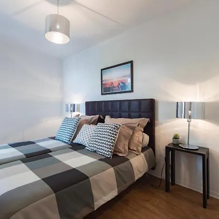 Comfortable With Terrace Апартаменти *